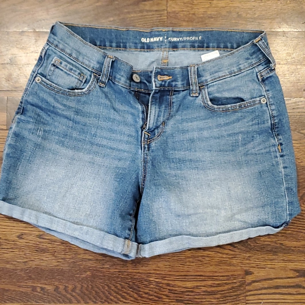 Old navy curvy profile jean shorts 5inch inseam